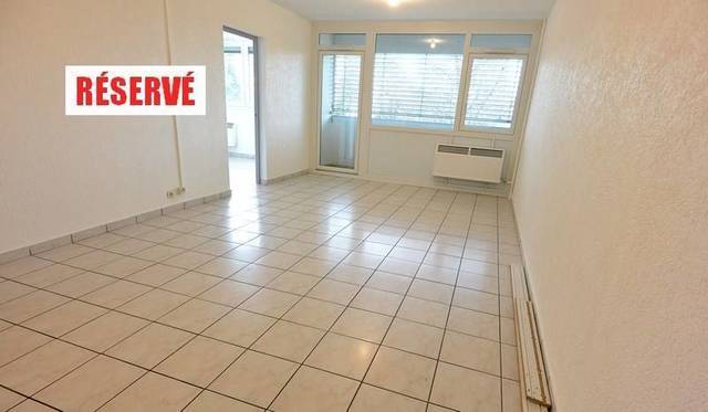 Sold property - Apartment appartement 3 rooms 65 m² Ferney-Voltaire 01210 CENTRE VILLE