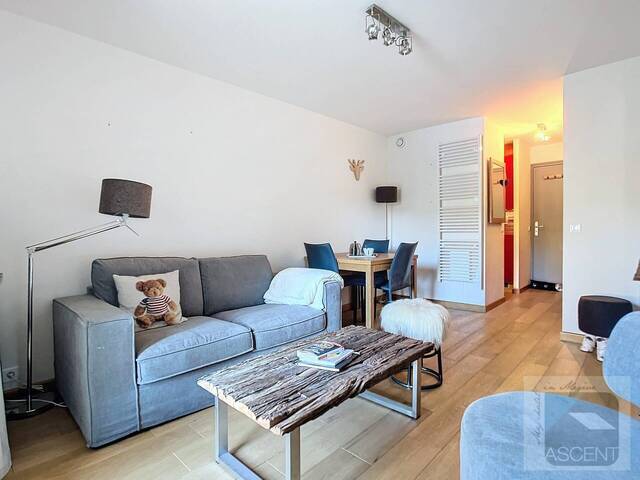 Sale Apartment 2 rooms 39.33 m² Demi-Quartier 74120