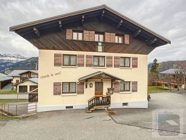 Sale Chalet 16 rooms 252 m² Crest-Voland 73590