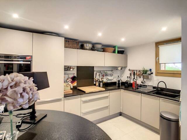 Sale Apartment 3 rooms 84.6 m² Combloux 74920