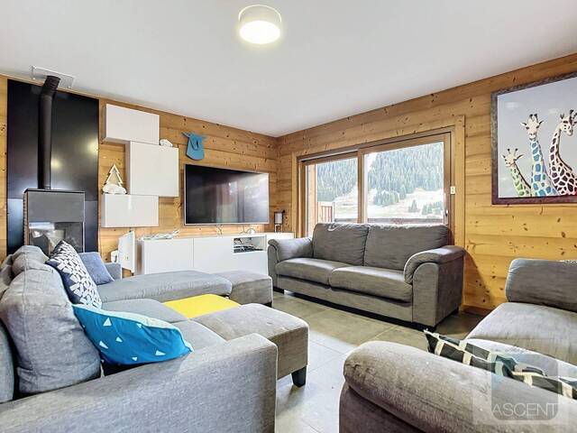 Vente Appartement 8 pièces 145.79 m² Notre-Dame-de-Bellecombe 73590