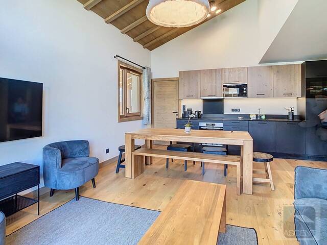 Sale Apartment 4 rooms 67.74 m² Megève 74120