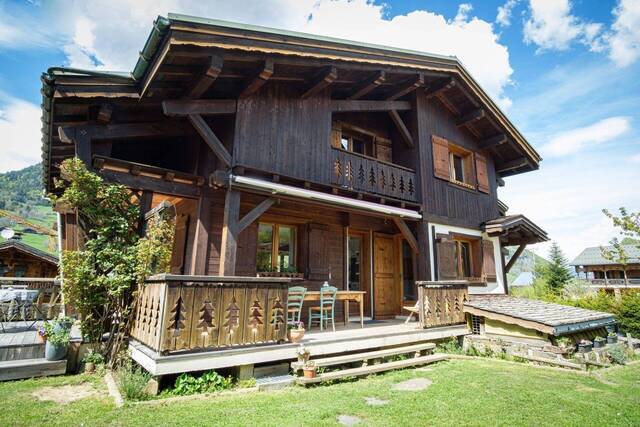 Sale Chalet 8 rooms 230 m² Praz-sur-Arly 74120