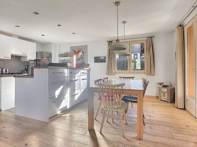 Sale Chalet 8 rooms 230 m² Praz-sur-Arly 74120