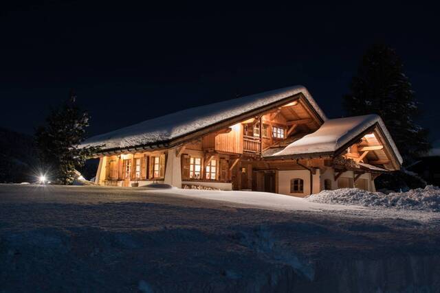 Holiday rentals Chalet 200 m² Megève 74120