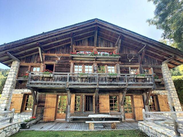 Holiday rentals Chalet farm 400 m² Megève 74120