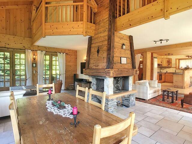 Location vacances Chalet 250 m² Demi-Quartier 74120