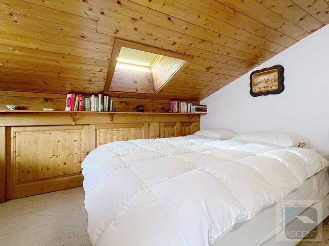Sale Apartment duplex 3 rooms 66 m² Megève 74120