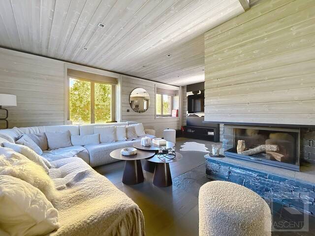 Holiday rentals Chalet 300 m² Megève 74120