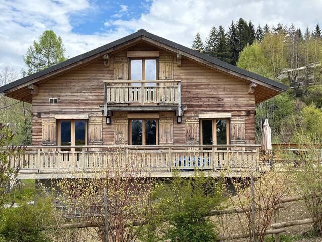 Holiday rentals Chalet 100 m² Megève 74120