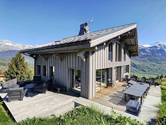 Holiday rentals Chalet 230 m² Combloux 74920