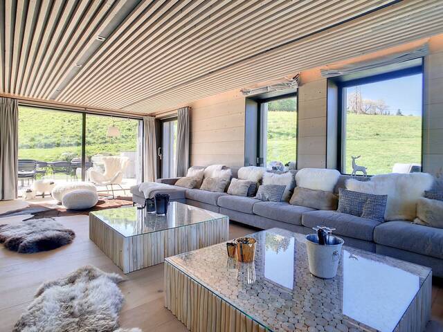 Holiday rentals Chalet 230 m² Combloux 74920