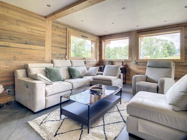 Holiday rentals Chalet 122 m² Combloux 74920