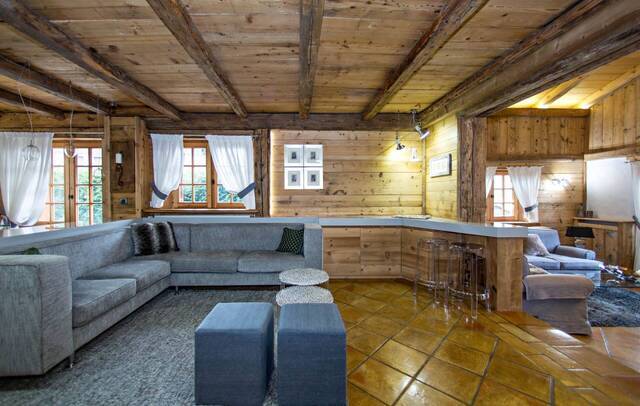 Location vacances Chalet 250 m² Megève 74120