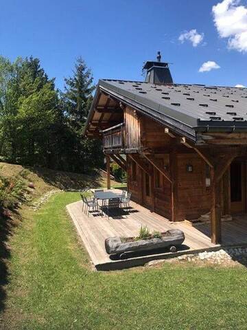 Location vacances Chalet 210 m² Megève 74120