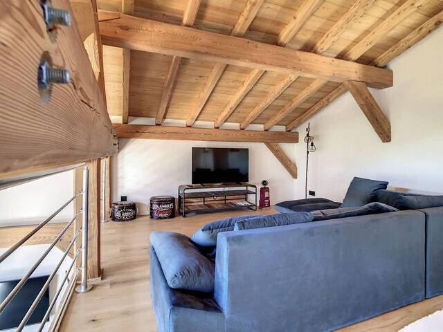 Location vacances Chalet 160 m² Demi-Quartier 74120