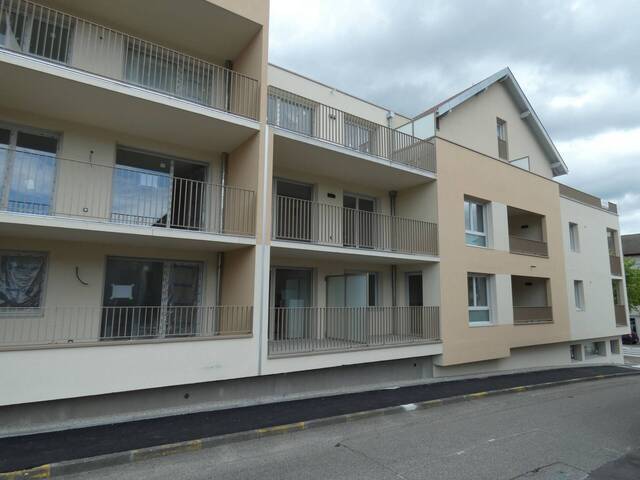 Buy Apartment appartement 2 rooms Belley 01300