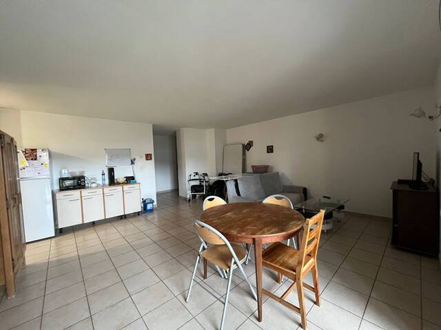 Buy Apartment appartement 4 rooms Belley 01300