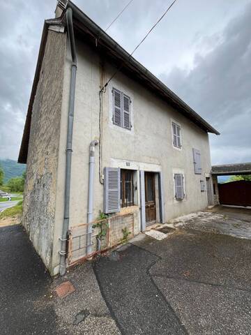 Vente Maison ancienne en pierre 4 pièces Ceyzérieu 01350