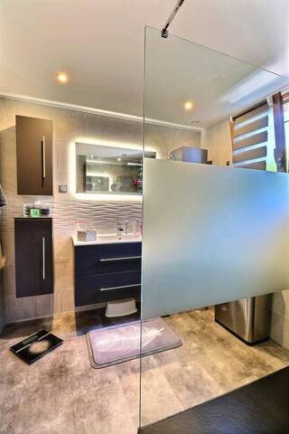 Bien vendu Maison maison 4 pièces 108 m² Évires 74570