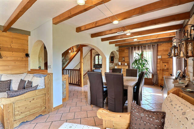 Bien vendu Maison maison 4 pièces 108 m² Évires 74570