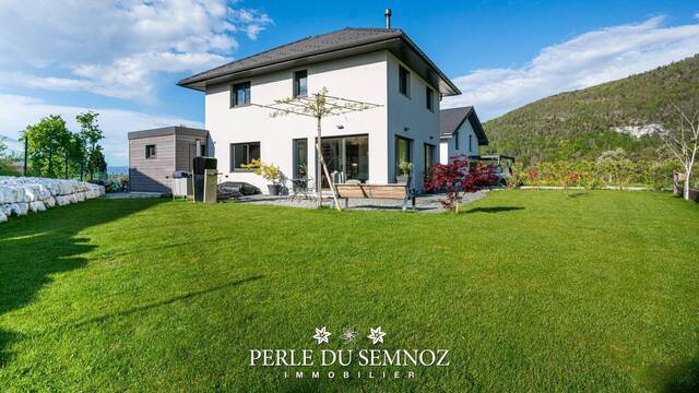 Sale House Quintal