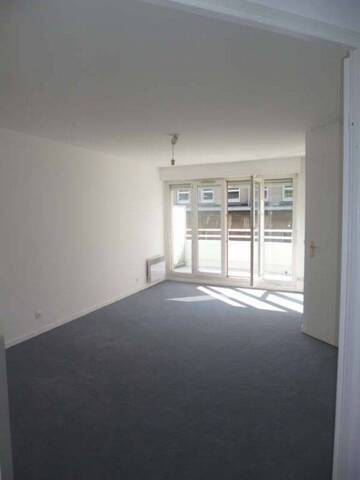 Location Appartement 2 pièces 51.34 m² Lille (59000) Vauban TOUTES COMODITES