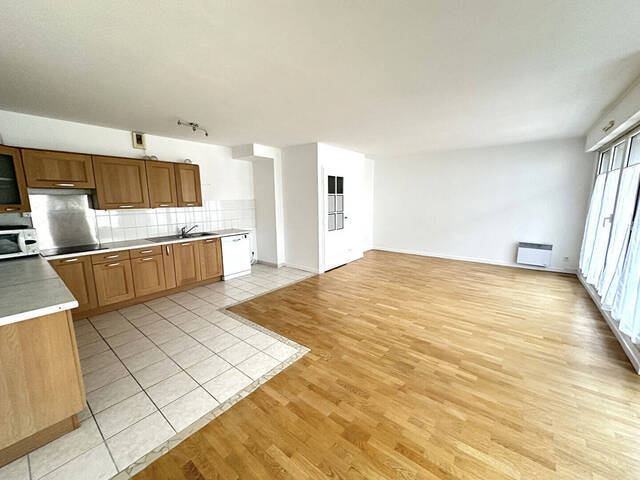 Location appartement 3 pièces 73 m² à Lille (59000)