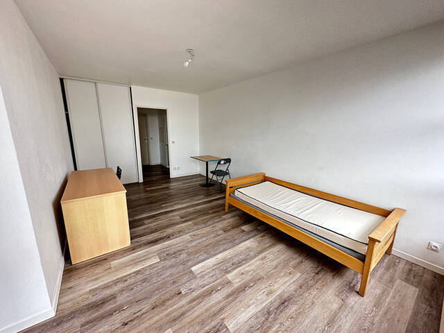 Location Appartement 1 pièce 27.19 m² Lille (59000) LILLE CENTRE A 500M DES COMMERCES