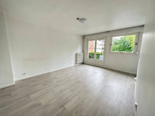Location Appartement 1 pièce 25.47 m² Lille (59000) SAINT MAURICE PELLEVOISIN CENTRE VILLE