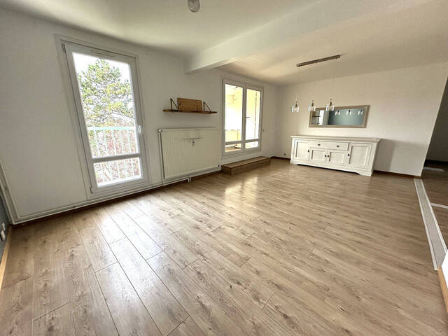 Location appartement 5 pièces 111.32 m² à Ronchin (59790)