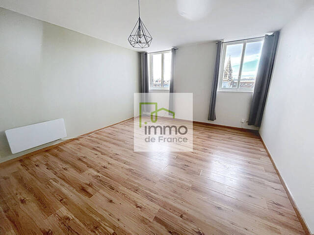 Location appartement 3 pièces 65.2 m² à Lille (59000)