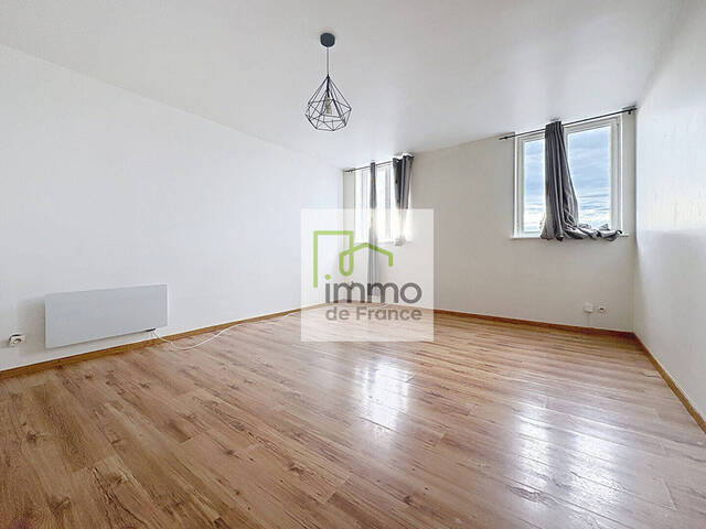 Location appartement 3 pièces 65.2 m² à Lille (59000)
