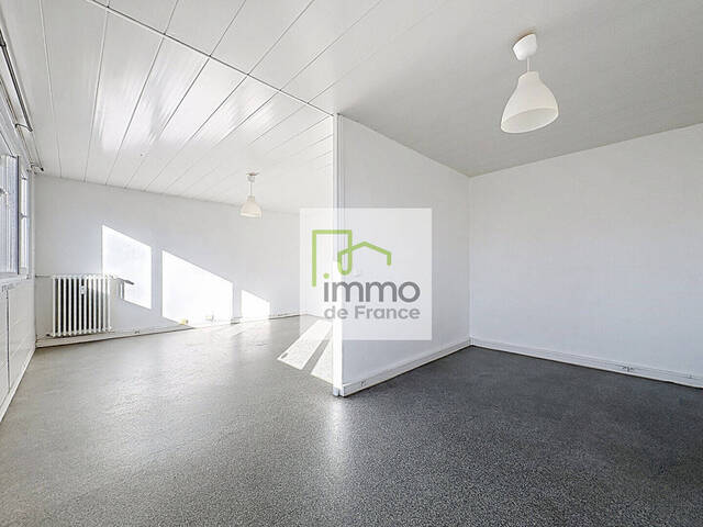 Vente Appartement 4 pièces 71.09 m² Lille (59000) HELLEMMES TOUES COMODITES