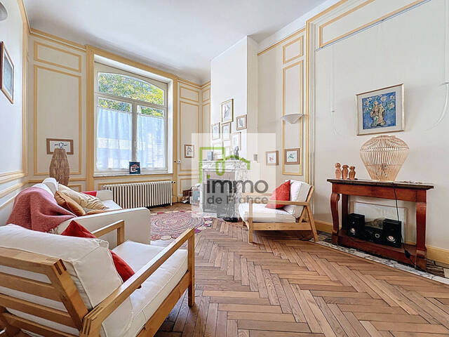 Vente maison 11 pièces 306 m² à Roubaix (59100)