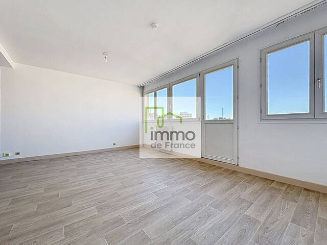 Location appartement 1 pièce 31.78 m² à Lille (59000)