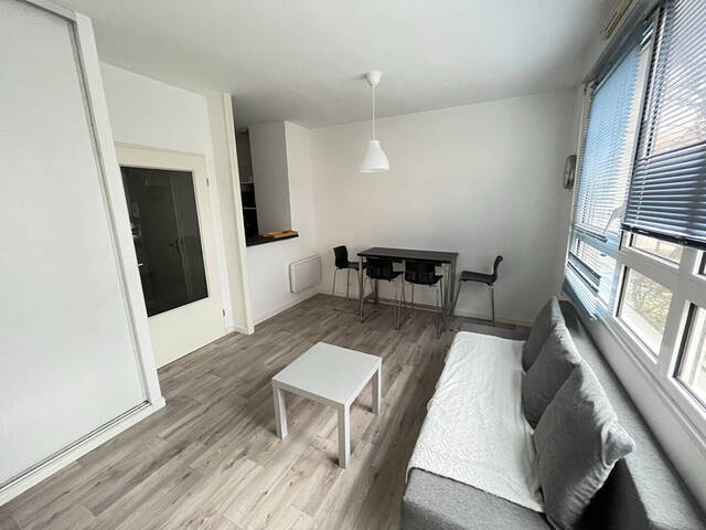 Location appartement 1 pièce 28.02 m² à Lille (59000)