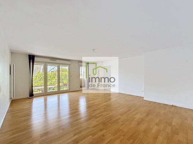 Location appartement 3 pièces 96.8 m² à La Madeleine (59110)