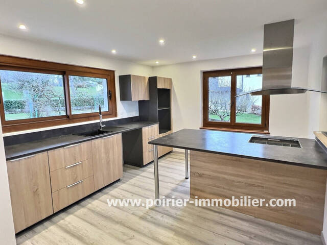 Louer Maison 6 pièces 142.07 m² Maxilly-sur-Léman (74500)