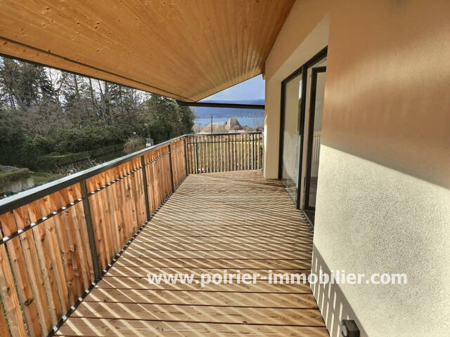 Louer Appartement duplex 5 pièces 103.26 m² Chens-sur-Léman (74140)