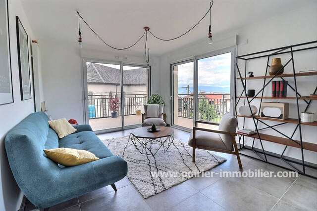 Sale Apartment appartement 3 rooms 64.17 m² Marin (74200)