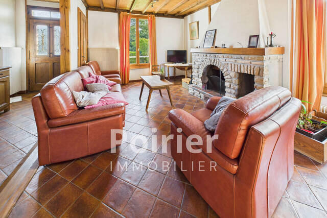 Sale House maison 5 rooms 157.68 m² Allinges (74200)