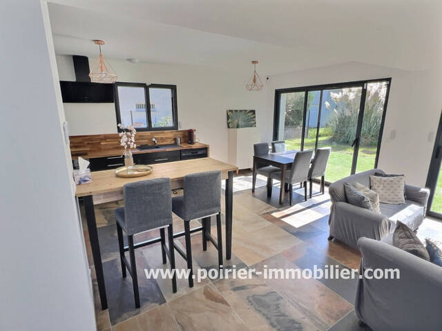 Louer Maison 4 pièces 90.39 m² Chens-sur-Léman (74140)