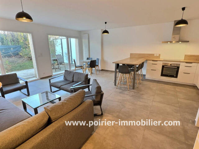 Rent House maison 4 rooms 90.29 m² Excenevex (74140)