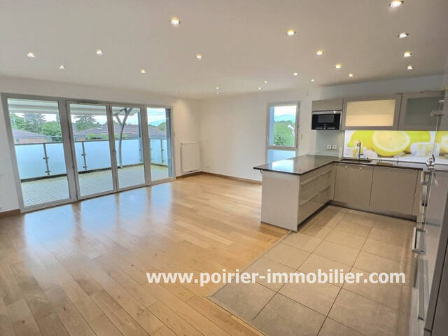 Louer Appartement 4 pièces 90.56 m² Chens-sur-Léman (74140)