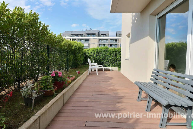 Louer Appartement 4 pièces 77 m² Sciez (74140)