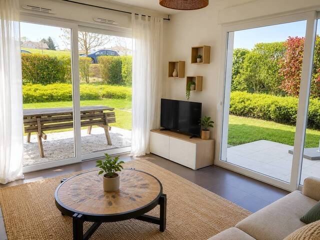 Rent Apartment appartement 3 rooms 77 m² Excenevex (74140)
