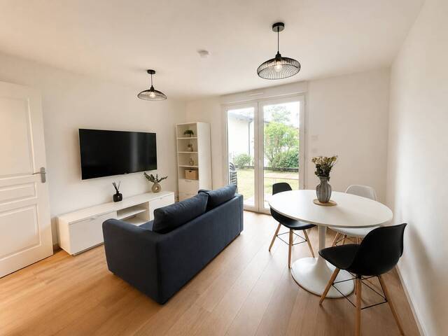 Louer Appartement 2 pièces 32 m² Bons-en-Chablais (74890)
