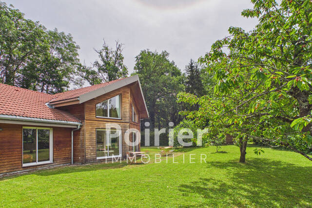 Sale House maison 4 rooms 107 m² Nernier (74140)