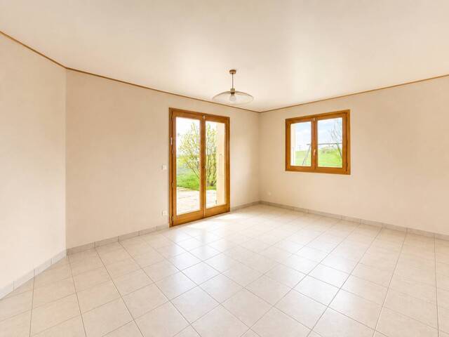 Louer Maison 5 pièces 102.25 m² Bons-en-Chablais (74890)